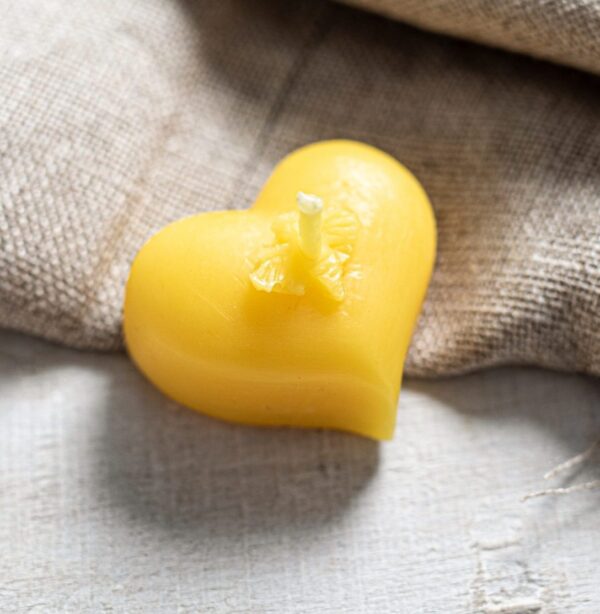 Beeswax Tealight | Heart Shape Beeswax Tealight Candle